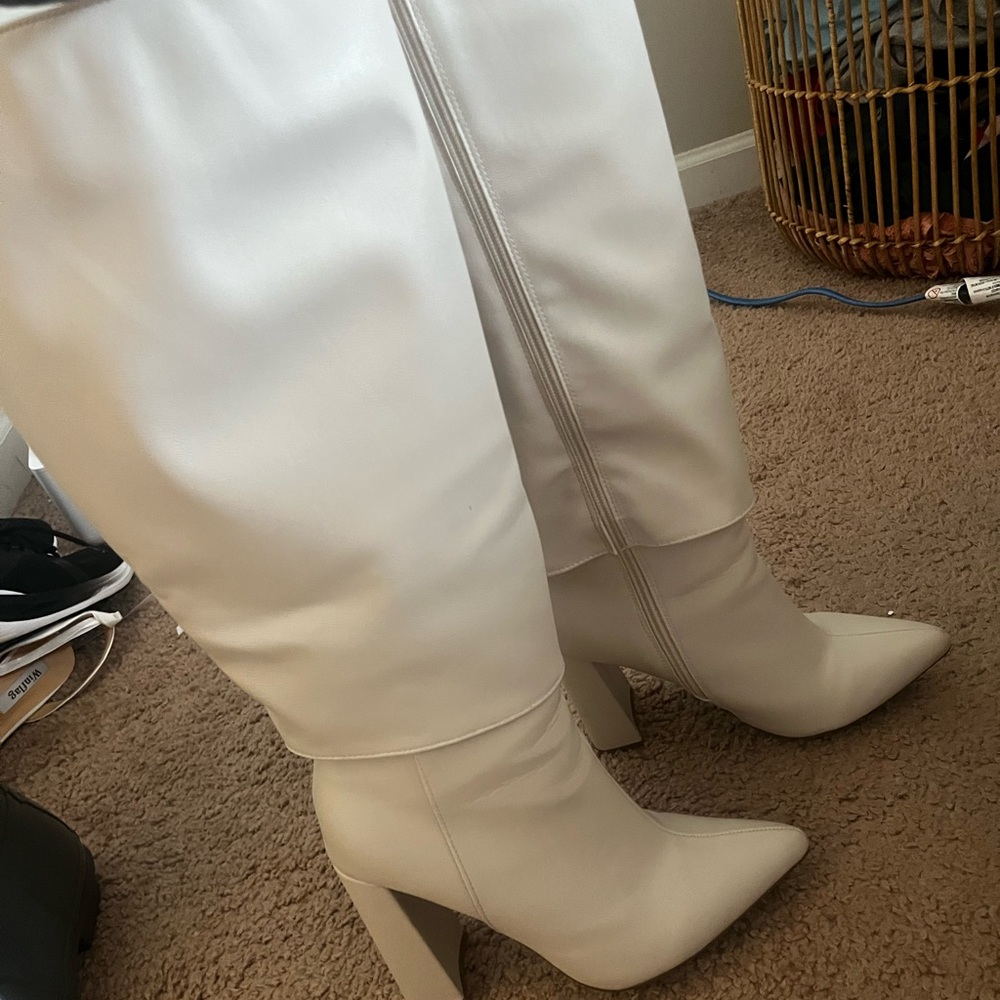 White Knee-High Women's Boots